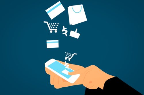 Smartphone con gif correlate allo shopping online