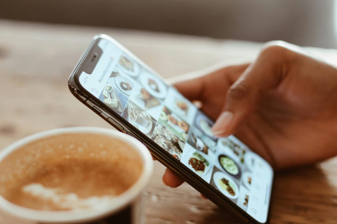 Smartphone utilizzato da fruitore